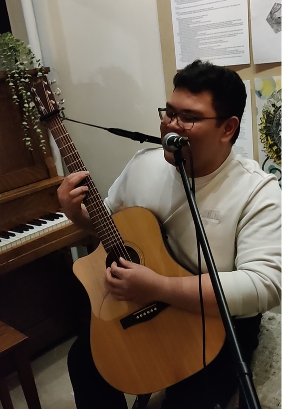 The Guitar Guy Denzel at Heliopolis